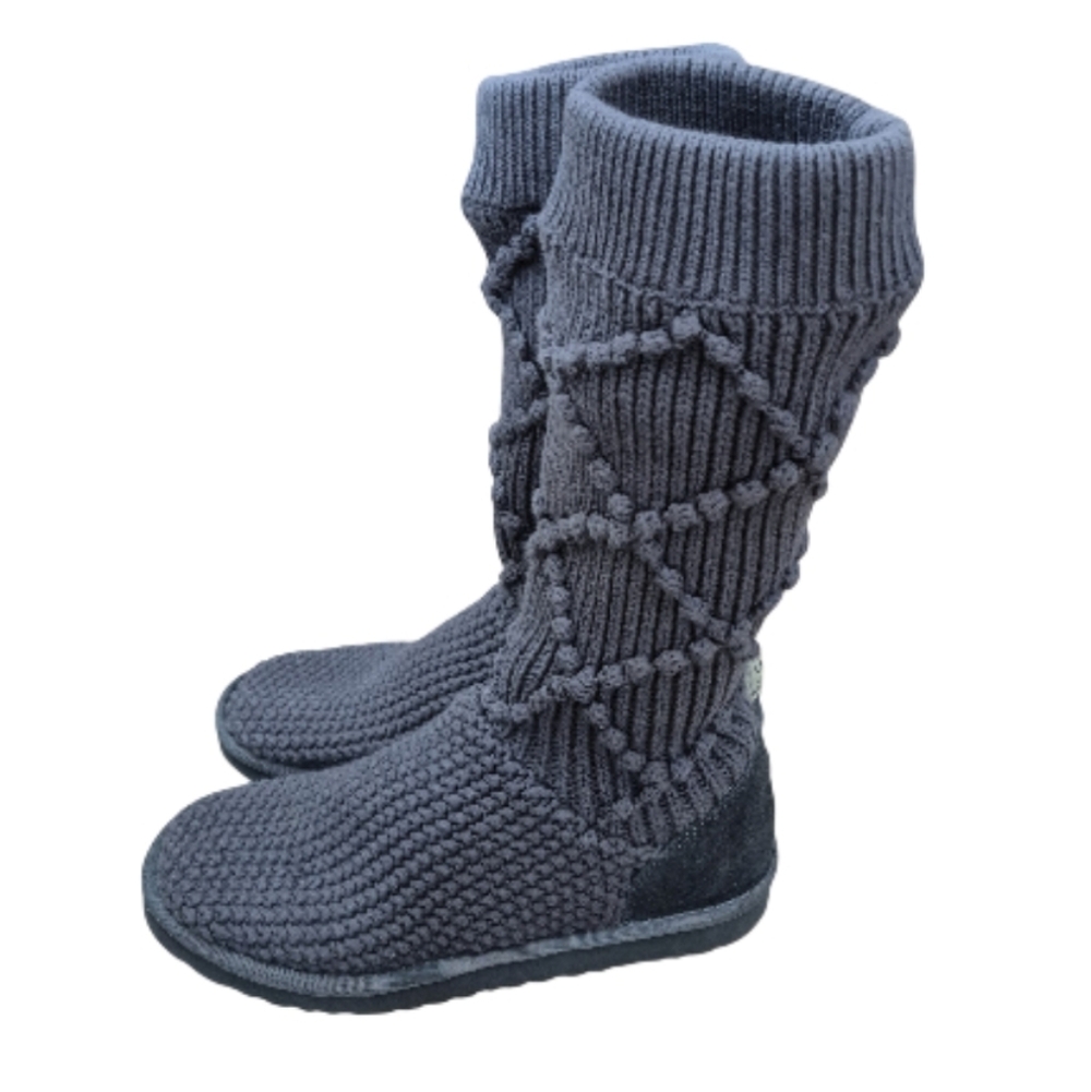 UGG Australia Classic Argyle Knit Boots Womens Size 6